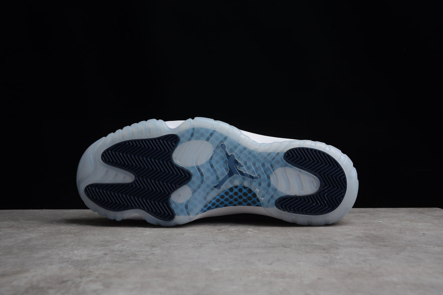 AJ 11 Win Like 82