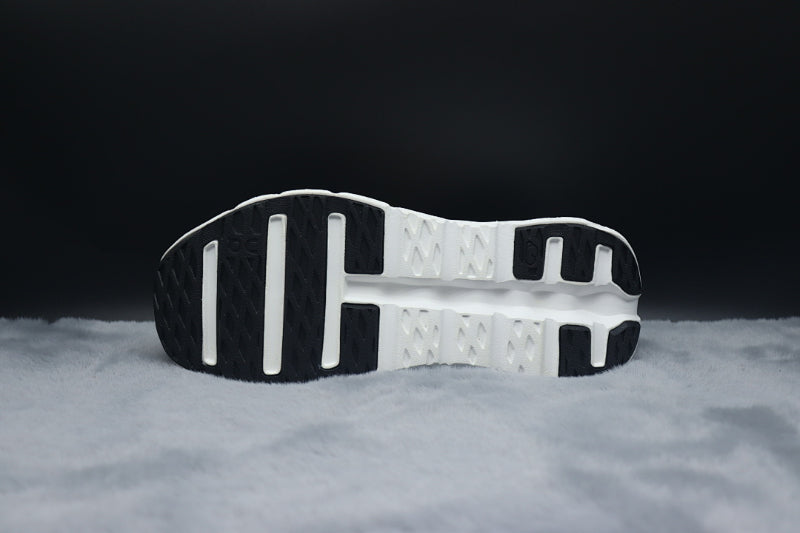 ON Cloudtilt 2 Lifestyle Sneaker