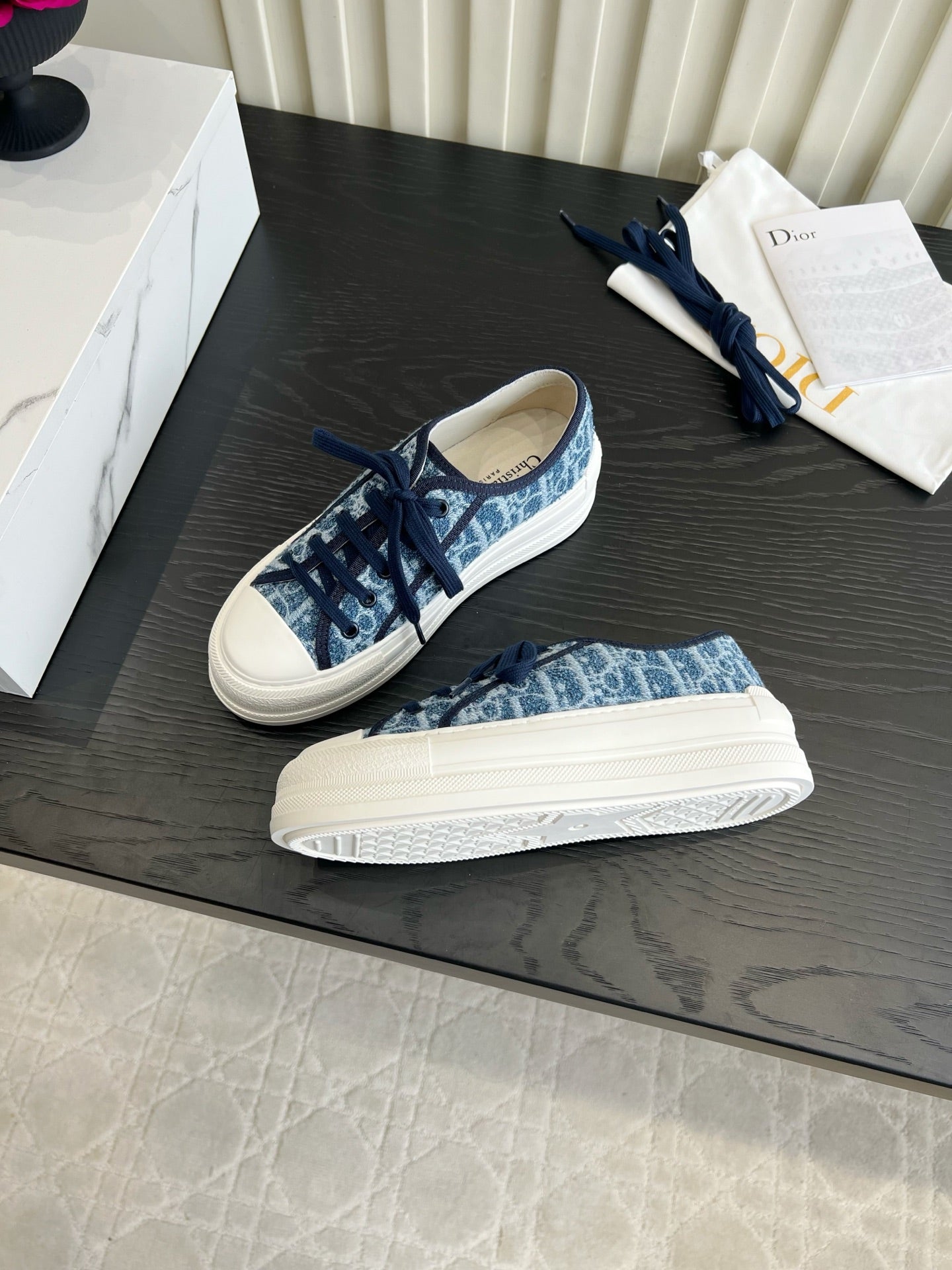 CD Dioriviera Walk'n'Dior Sneaker White Blue Cotton 851242