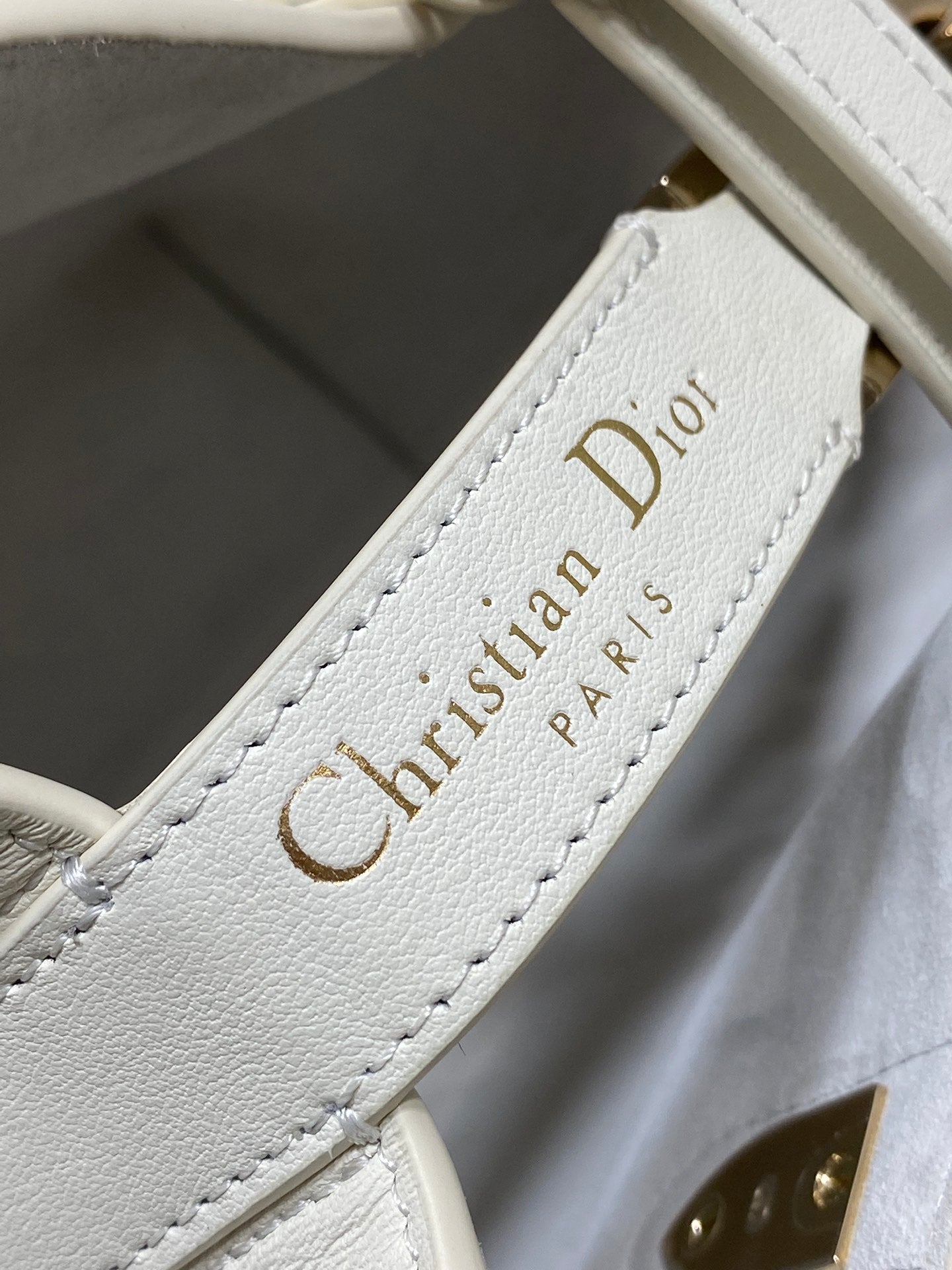 CD Toujours Bag 18cm White Macrocannage Lambskin 286513