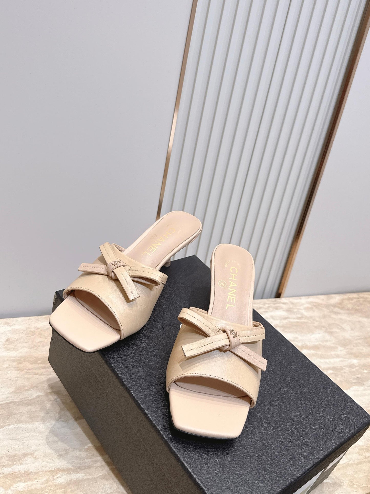 Chanel 2026 Bow Mule 45mm Calfskin 899005