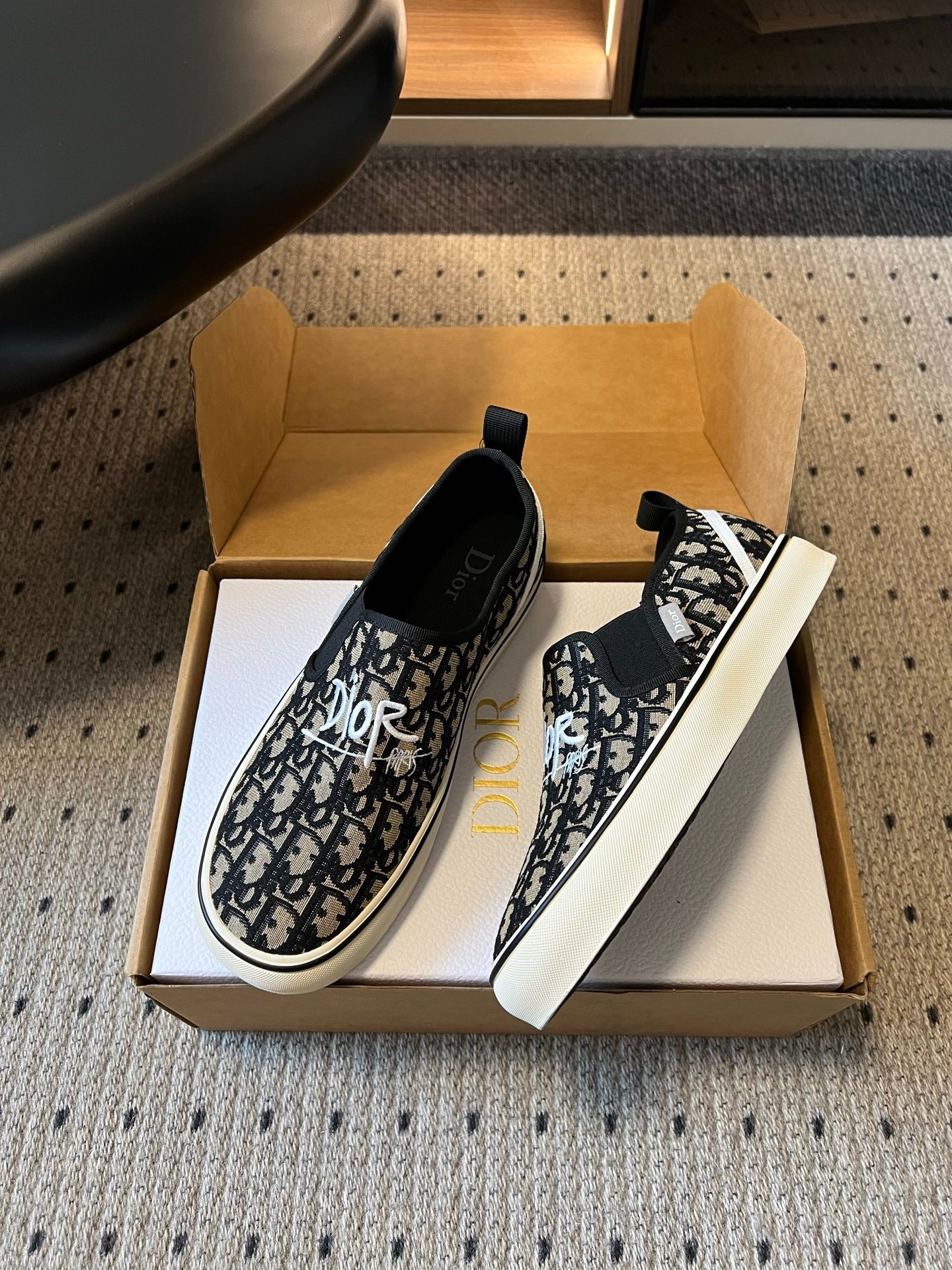 CD 26s Slip-on Shoes Black Beige Canvas 903389