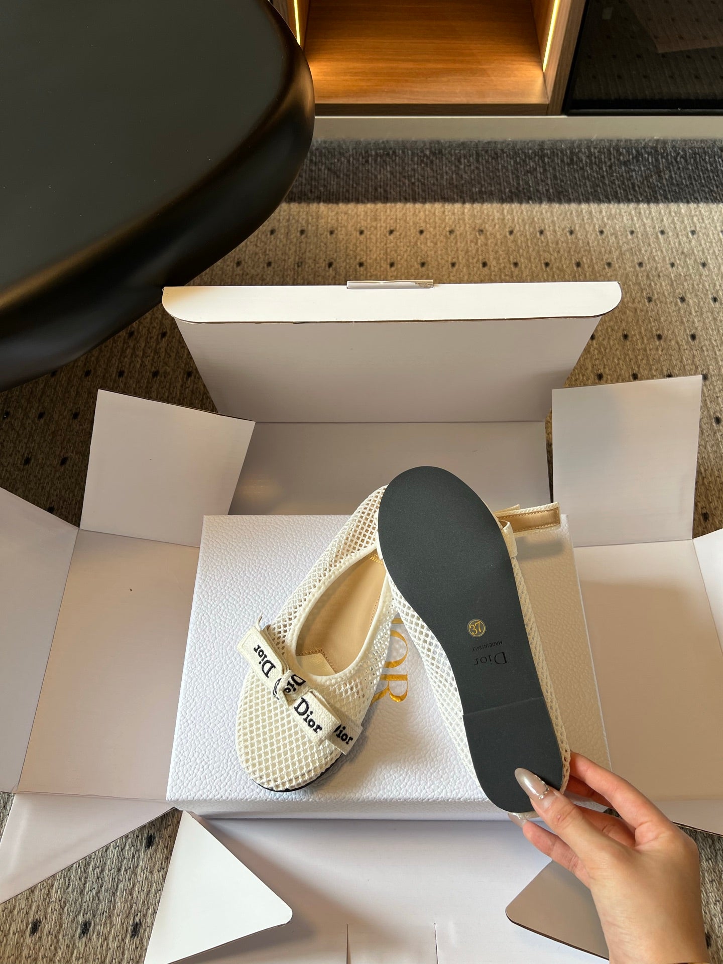 CD 26s J'Adior Ballet Flat Cream Mesh 903404