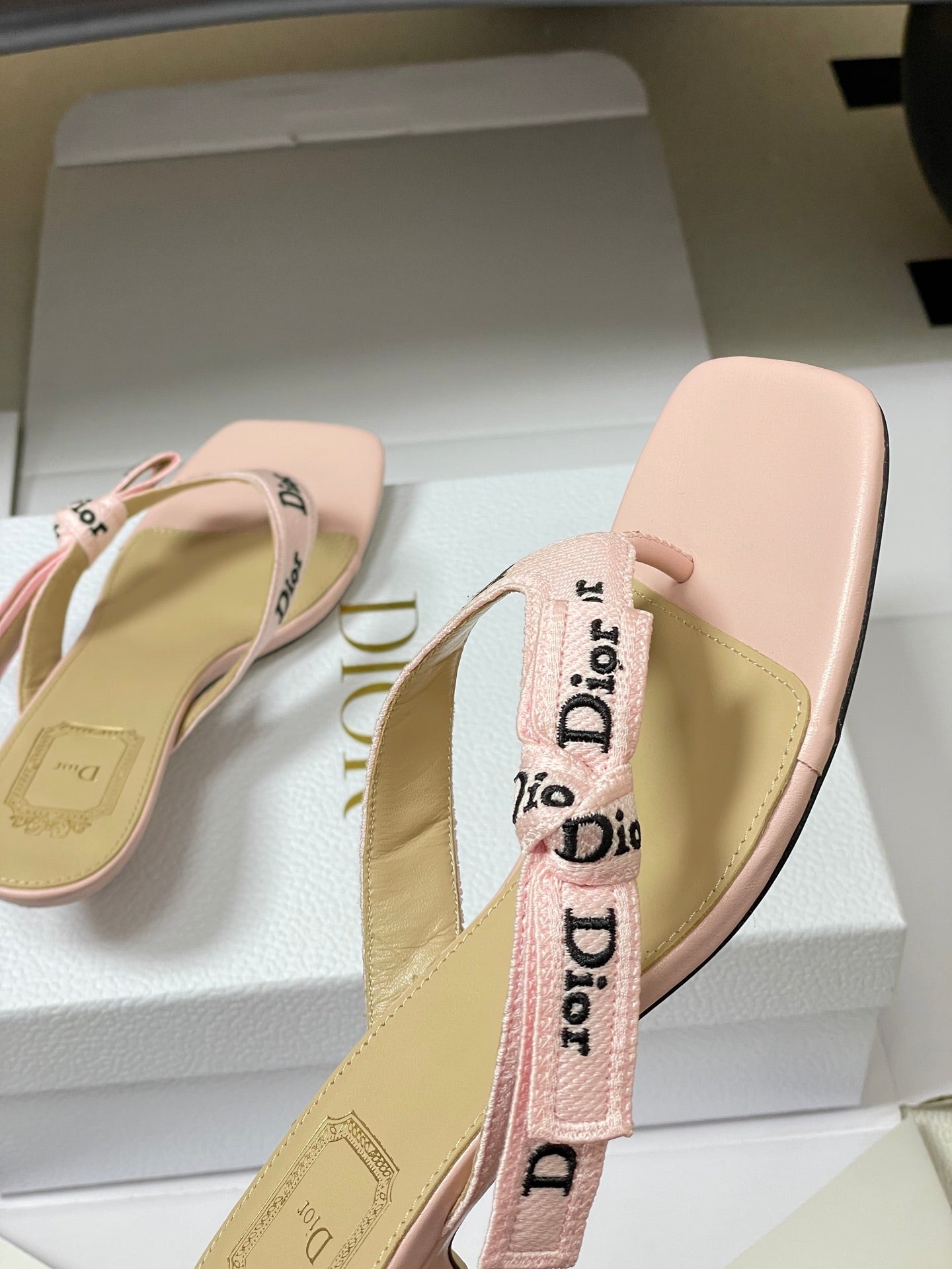 CD J'Adior Heeled Thong Sandal Pink Beige Leather 834939