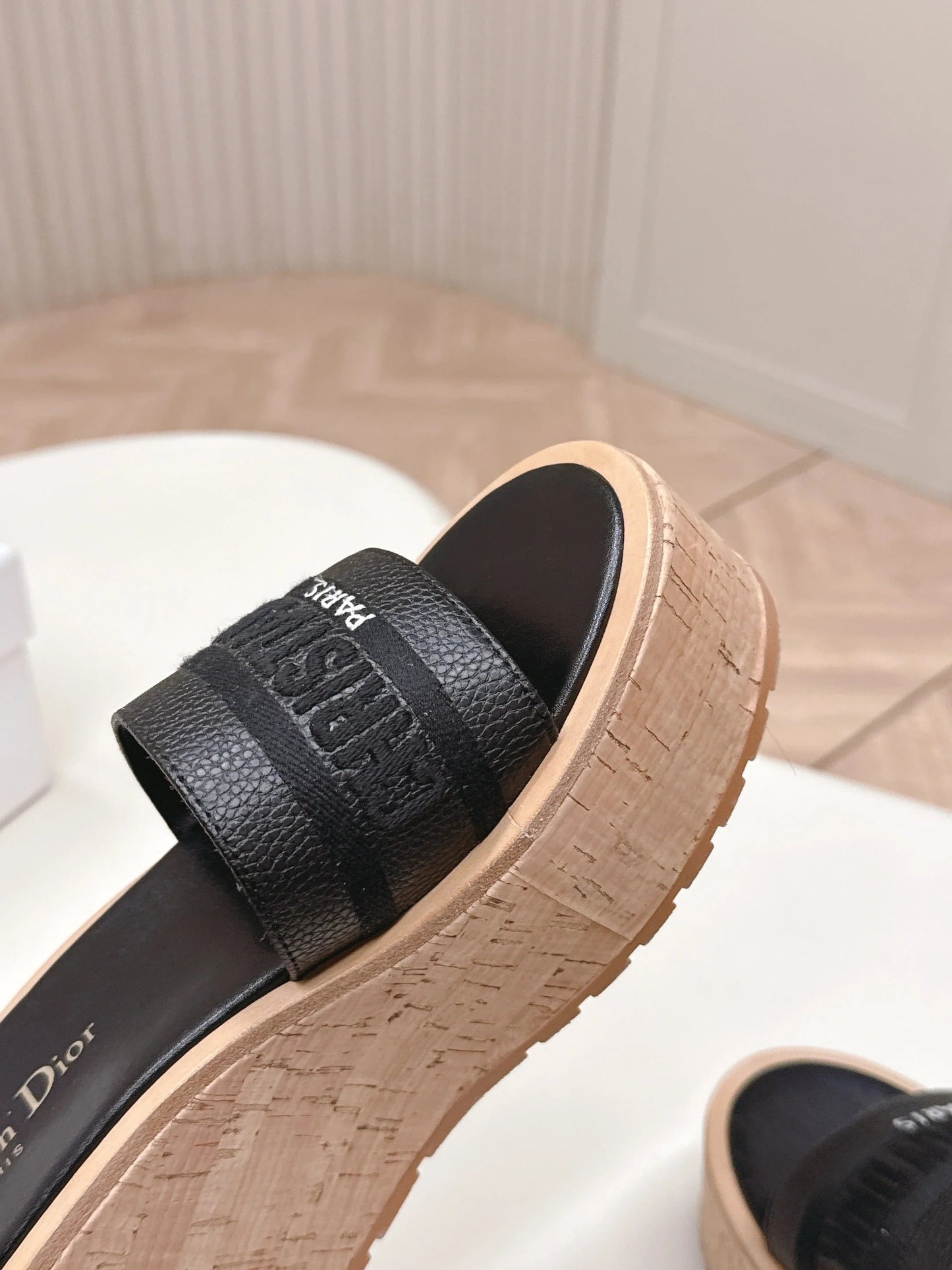 CD 26s Platform Sandals 85 Black Cowhide 643779