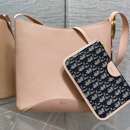 CD Médaillon Bucket Bag 26.5cm Light Pink in Cowhide 155516