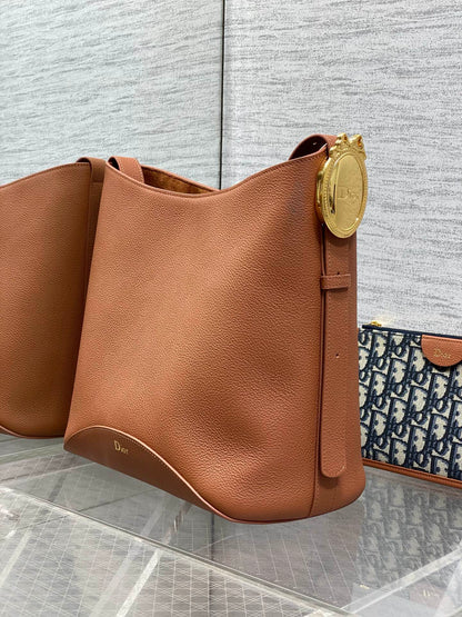 CD Médaillon Bucket Bag 26.5cm Brown in Cowhide 155524