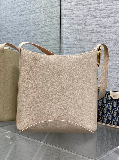CD Médaillon Bucket Bag 26.5cm Beige in Cowhide 155526