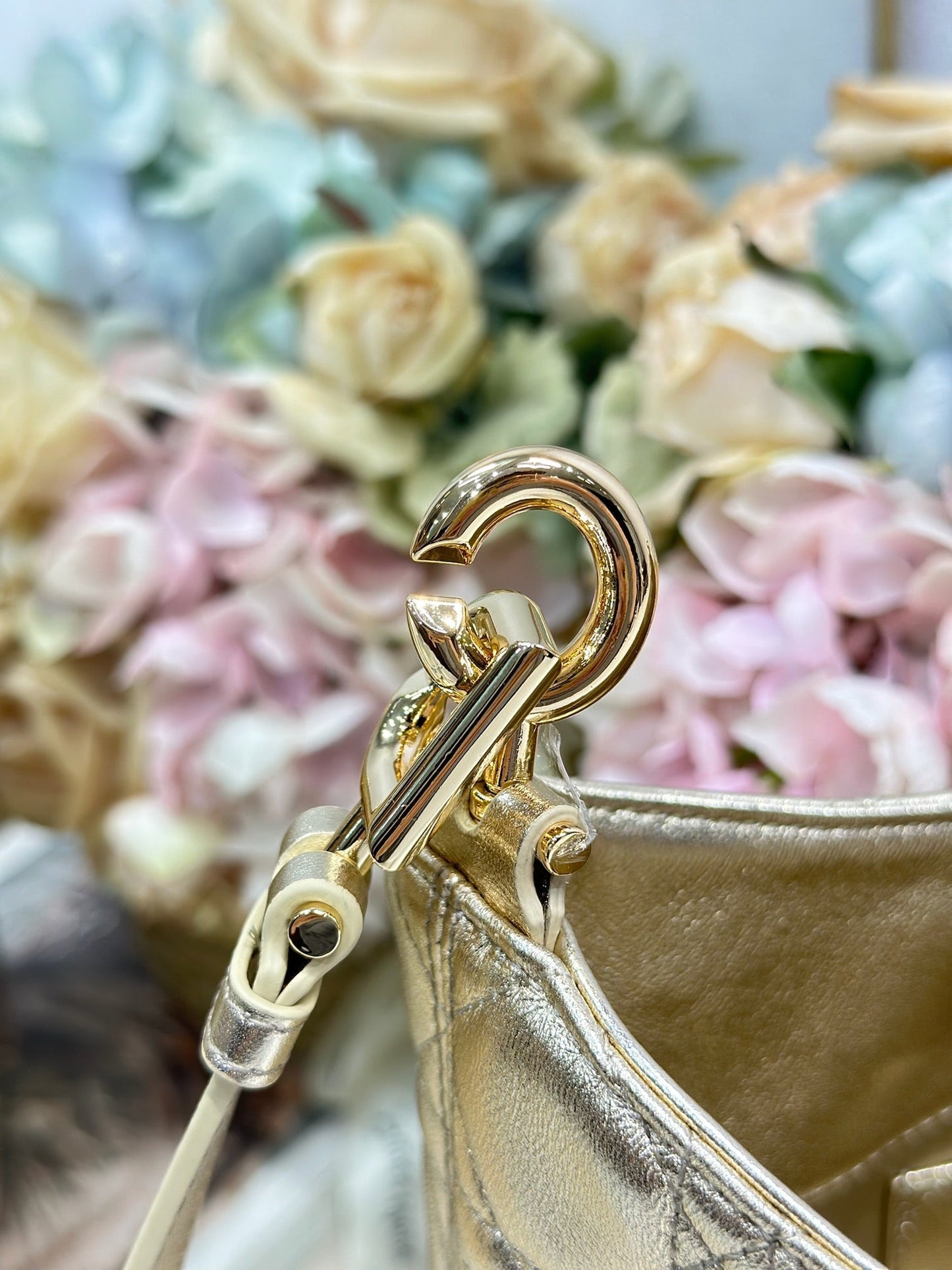 CD Lady Dior Shoulder Bag 27cm Gold Metallic in Sheepskin 155559