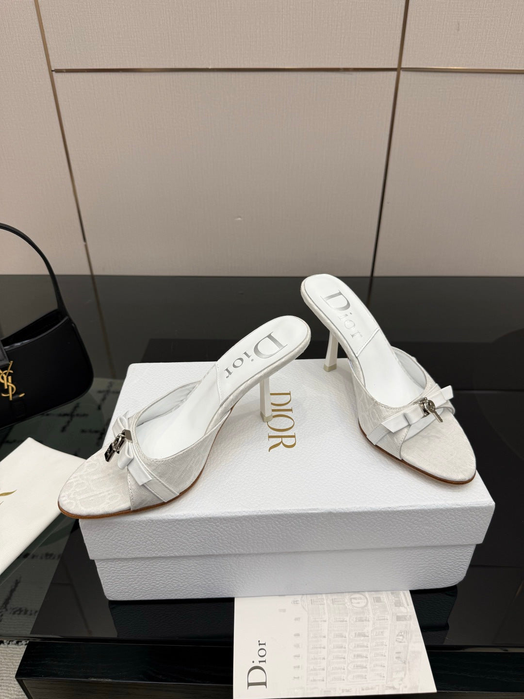 CD 26 Mule Heels 85 White in Fabric 803244