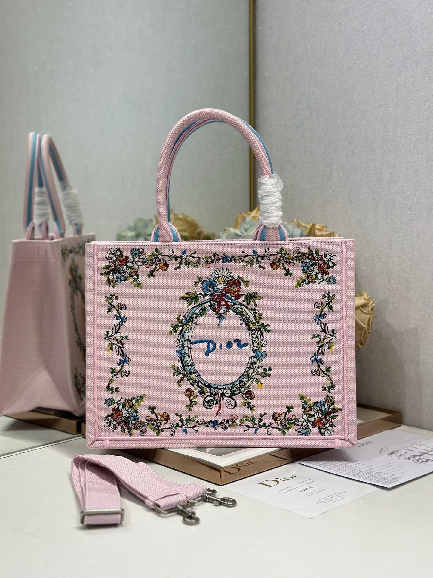 CD Medium Dioriviera Book Tote Pink Embroidered Canvas 158040