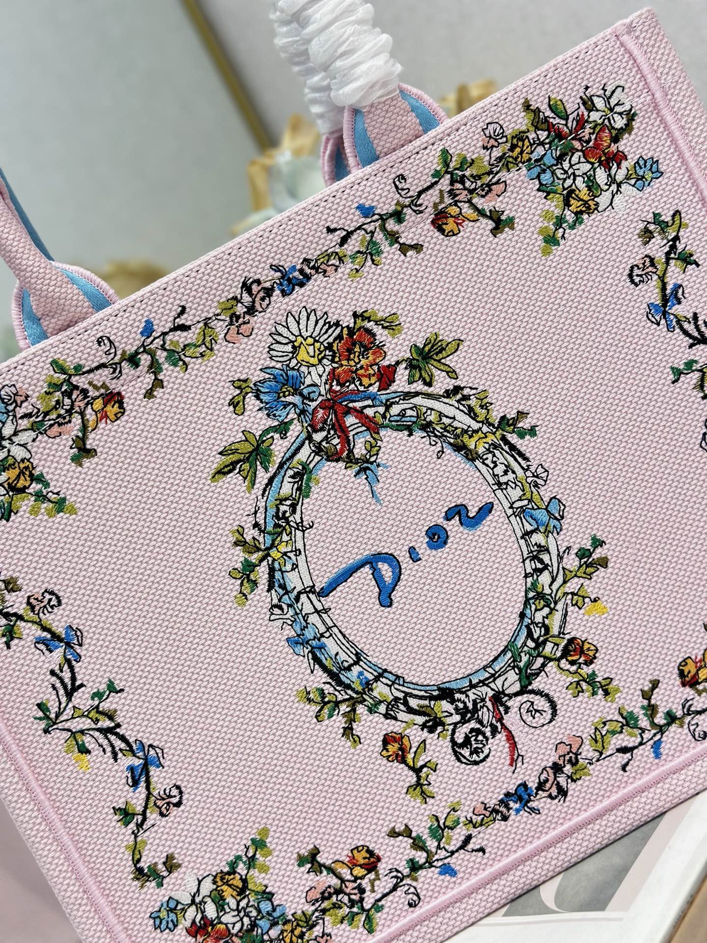 CD Medium Dioriviera Book Tote Pink Embroidered Canvas 158040