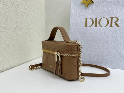 CD Cannage Vanity Chain Bag 19cm Brown Cowhide 158117