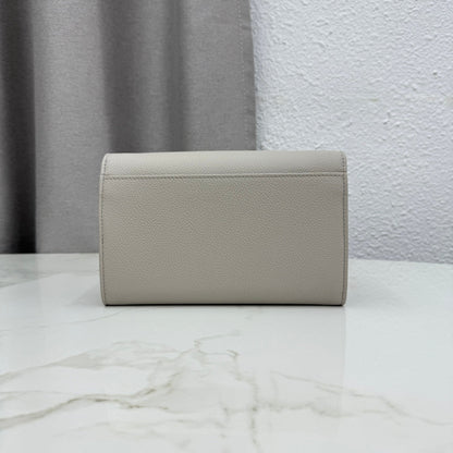 CD Médaillon Envelope Pouch 20.5cm Gris Pietro Cowhide Leather GHW 158546