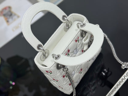 CD Mini Lady Dior 17cm White Embroidered Cowhide Leather SHW 158728