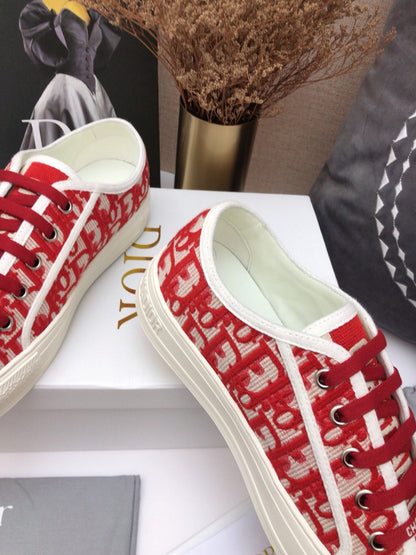 CD 26s Walk'n'Dior Sneaker Red Oblique Embroidered Cotton 966640