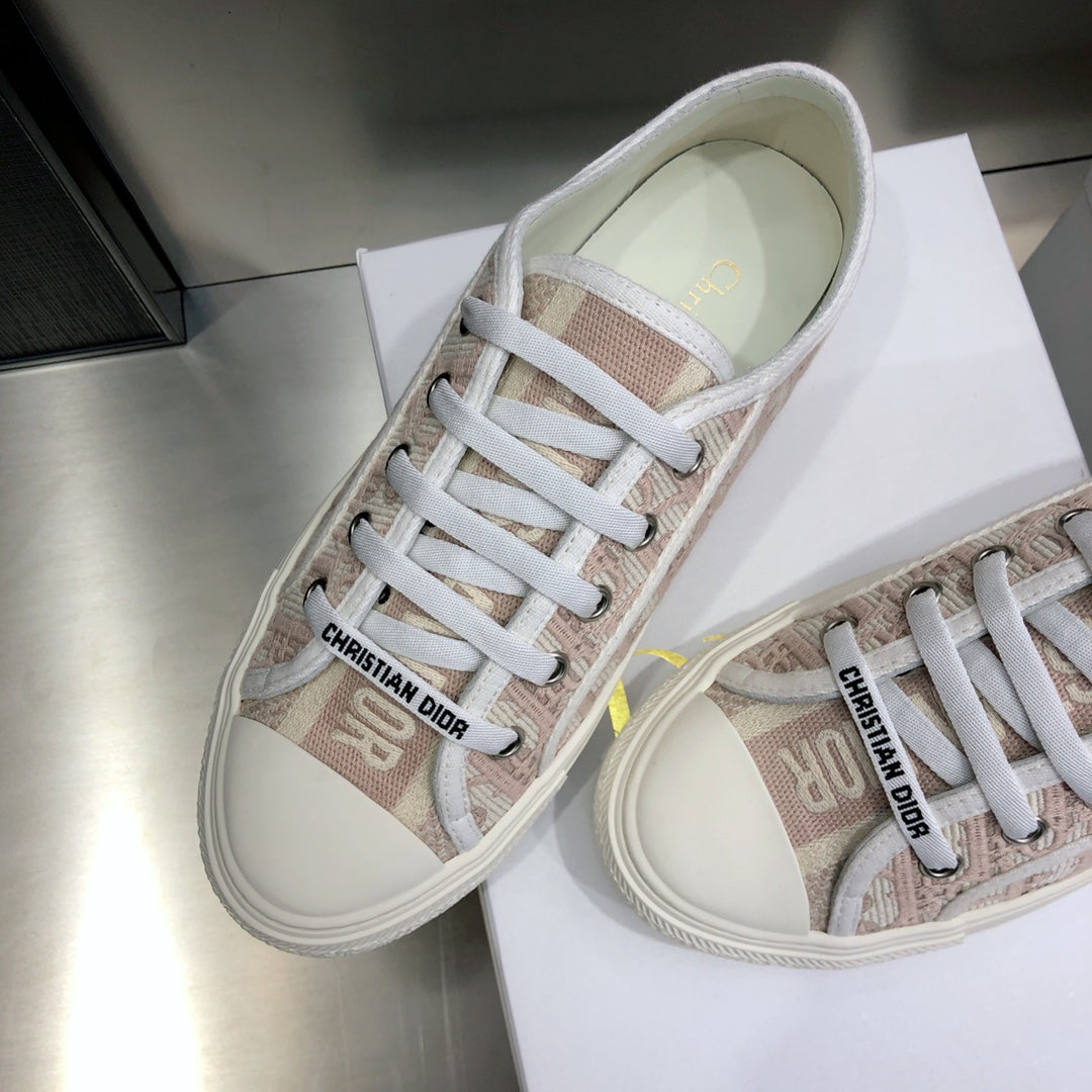 CD 26s Walk'n'Dior Sneaker Muted Pink Oblique Embroidered Cotton 966650