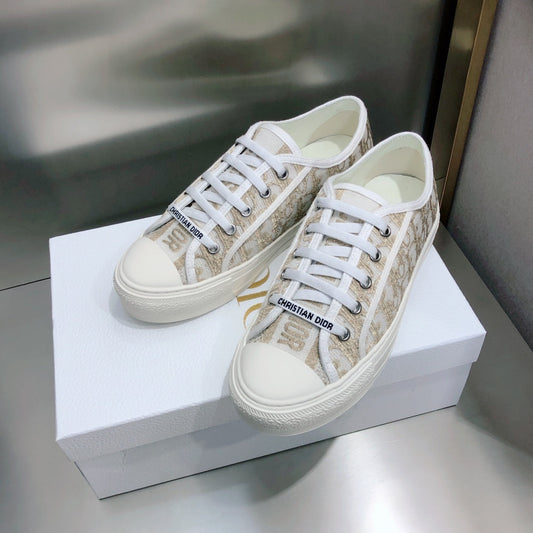 CD 26s Walk'n'Dior Sneaker Beige Oblique Embroidered Cotton 966653