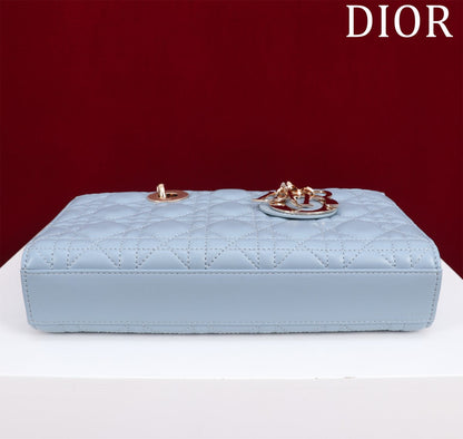 medium lady d-joy 26 cloud blue lambskin