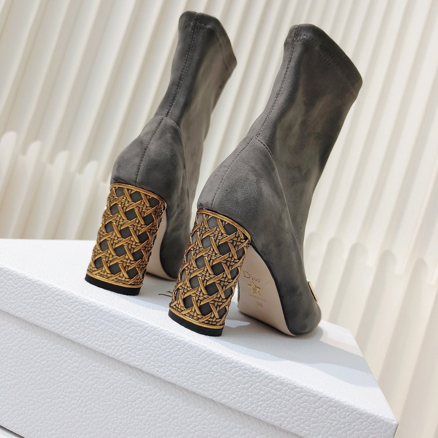 Miss Dior Ankle Boots 80mm Grey Suede 111378