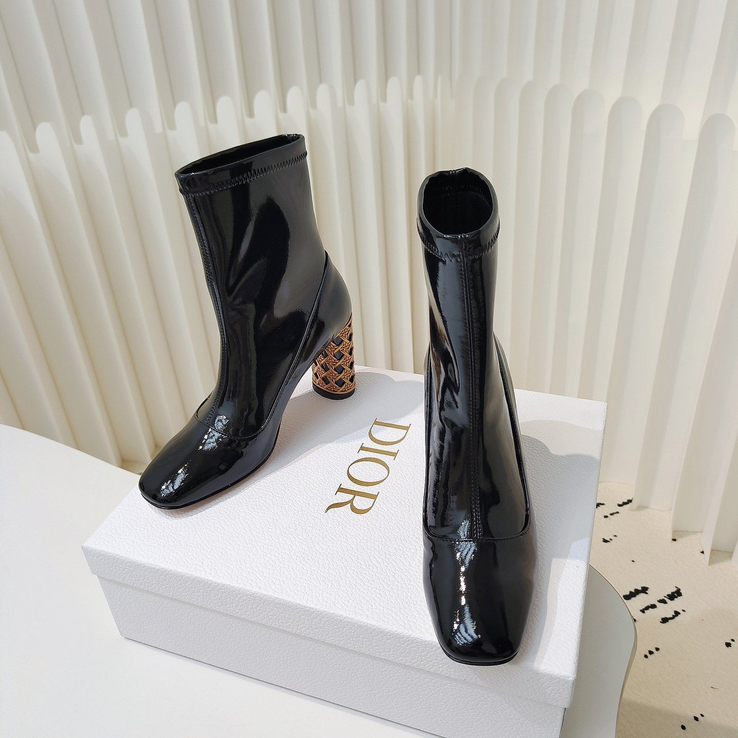 CD Icon Heeled Ankle Boot 80mm In Glossy Black Cowhide 111384