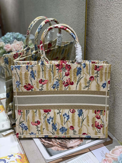 CD Hibiscus Book Tote 42cm Bag Canvas 336576