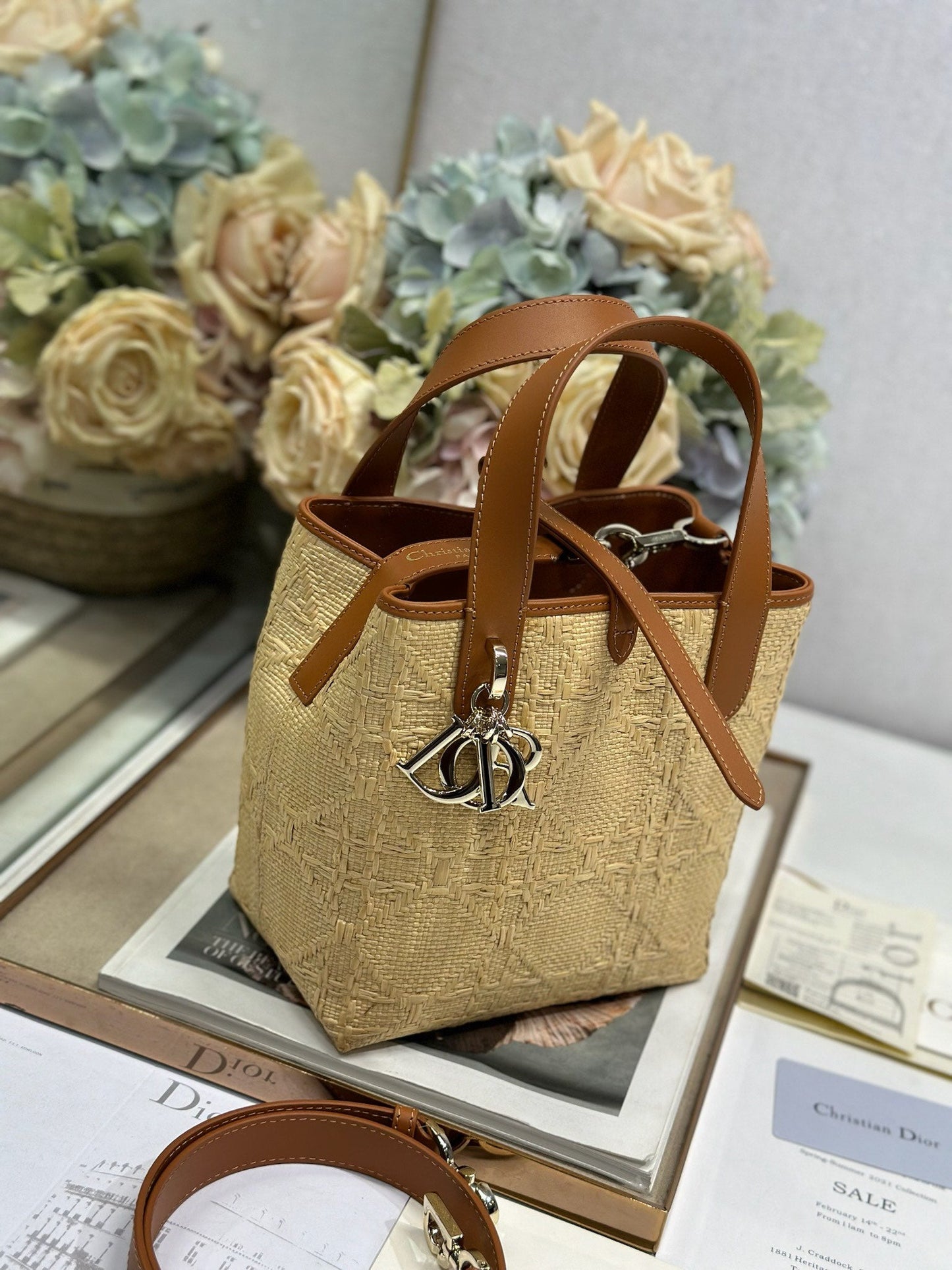 CD Small Toujours Vertical Tote Bag 18.5cm Natural Cannage Raffia 288649
