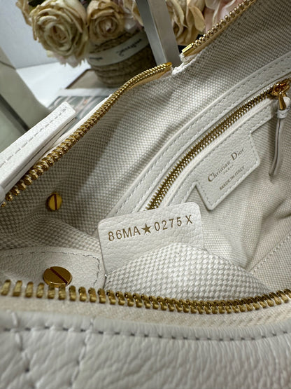 CD Small Dior Voyage Bag 22cm White Macrocannage Calfskin 288621