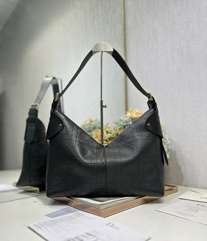 CD Large Dior Voyage Bag 34cm Black Macrocannage Calfskin 288638