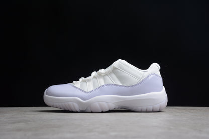 Air Jordan 11 Low  Pure Violet