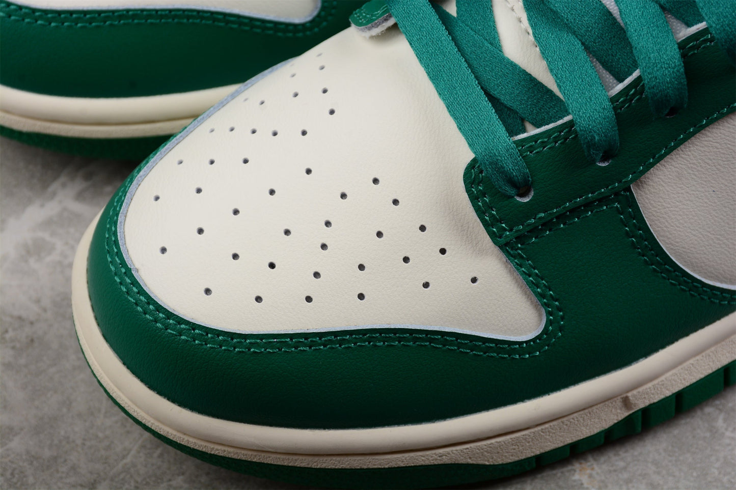 Nike Dunk Low SE Lottery Pack Malachite Green