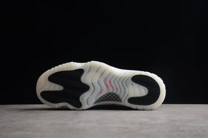 AJ 11 Low Snake