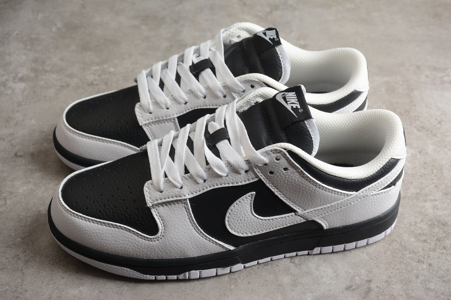Nike Dunk Low Reverse Panda