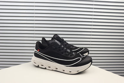 ON Cloudflow 5 Running Shoe
