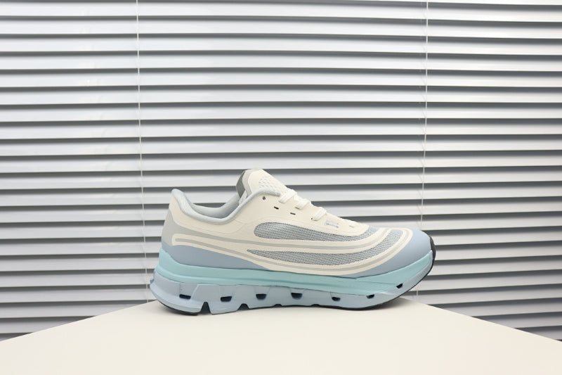 ON Cloudflow 5 Running Shoe