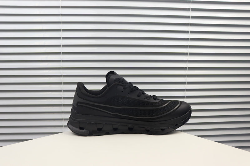 ON Cloudflow 5 Running Shoe