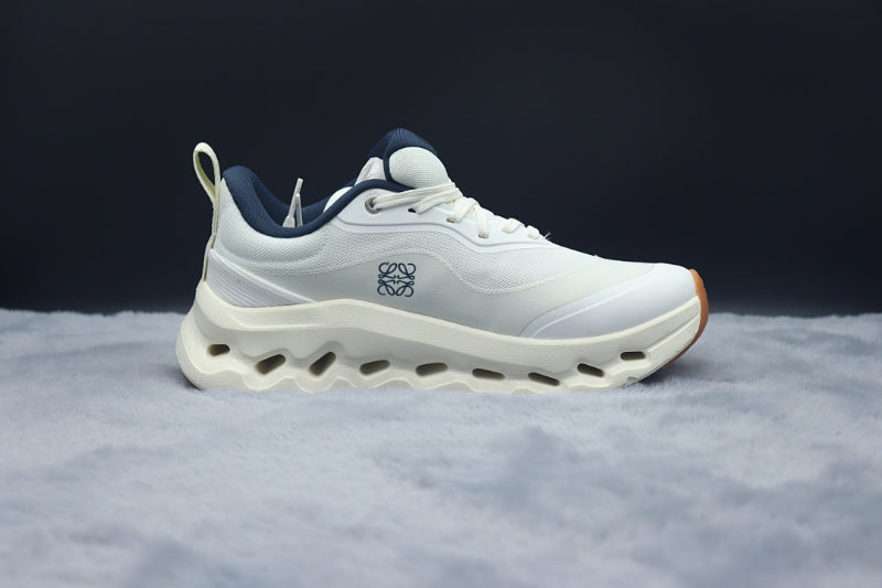 ON Cloudtilt 2 Lifestyle Sneaker