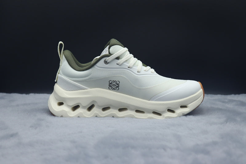 ON Cloudtilt 2 Lifestyle Sneaker