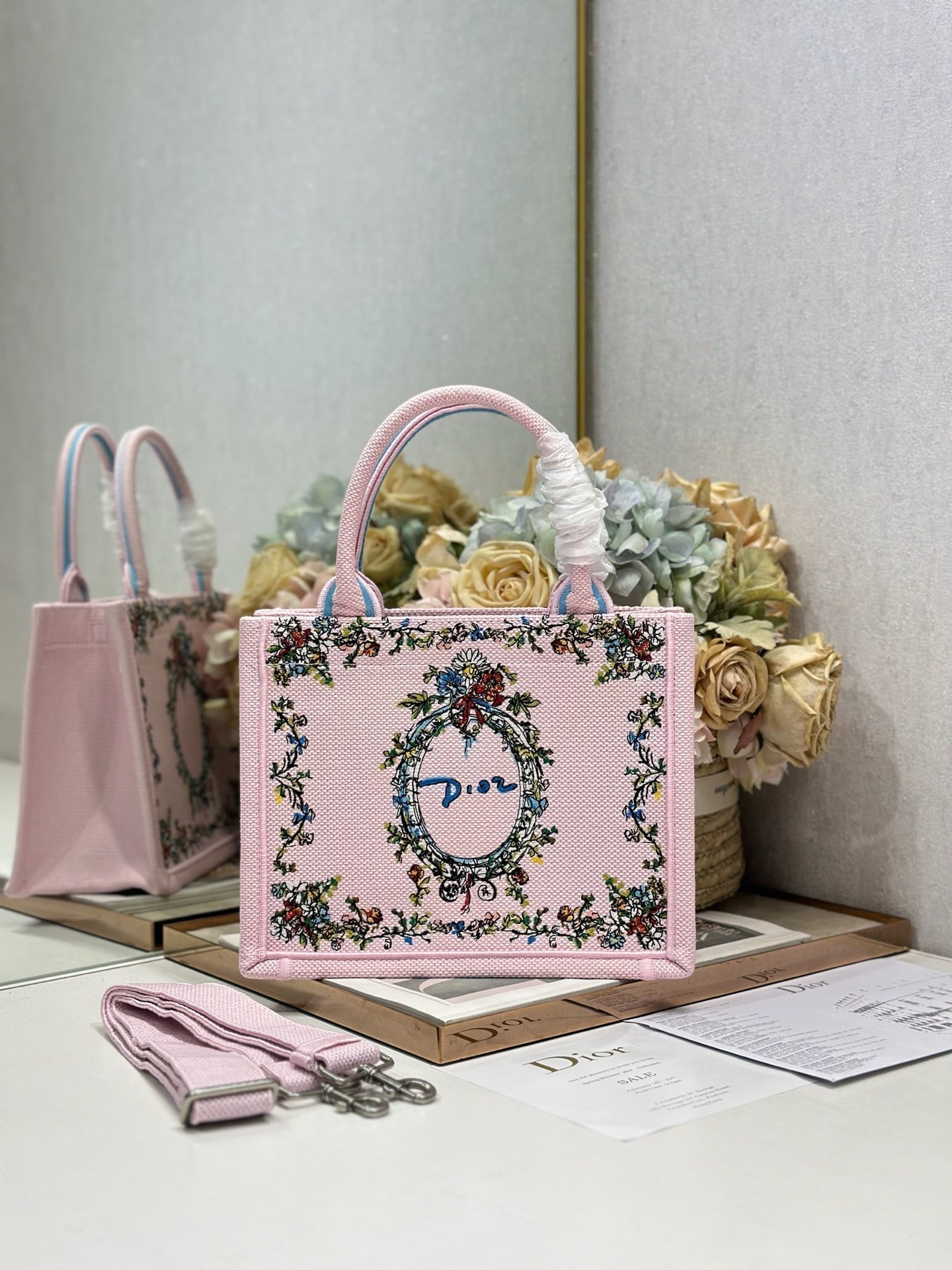 CD Medium Dioriviera Book Tote Pink Embroidered Canvas 158040