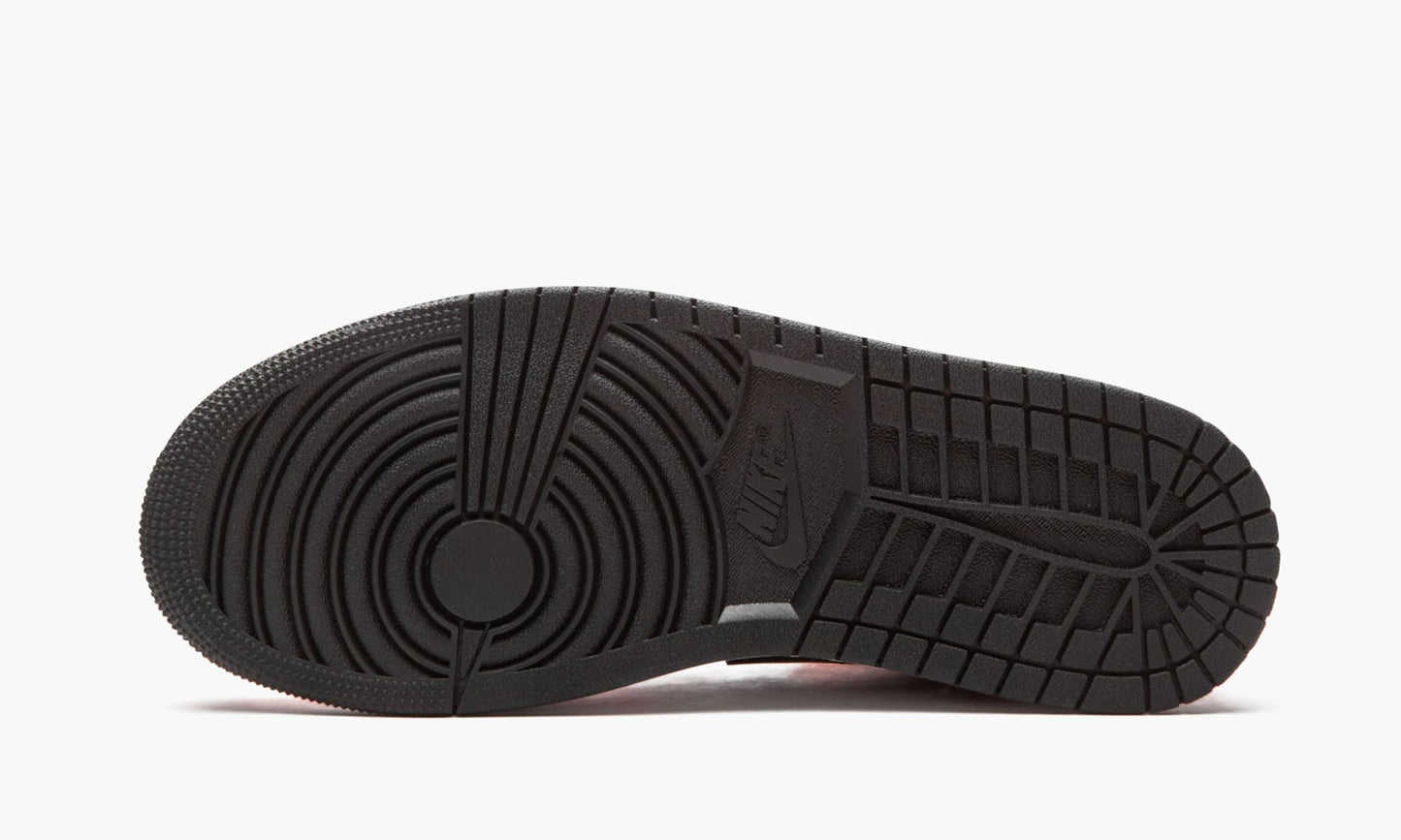 Air Jordan 1 Mid SE “Turf Orange” Sneakers - All-Day Comfort