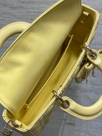 CD 2026 Bow Lady D-Joy Yellow Cannage Lambskin With Light Gold 286555