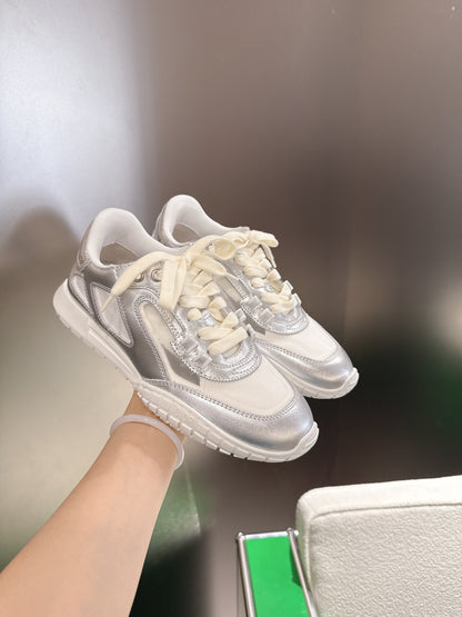 CD Tech Sneakers White Sliver Cowhide Mesh 562670