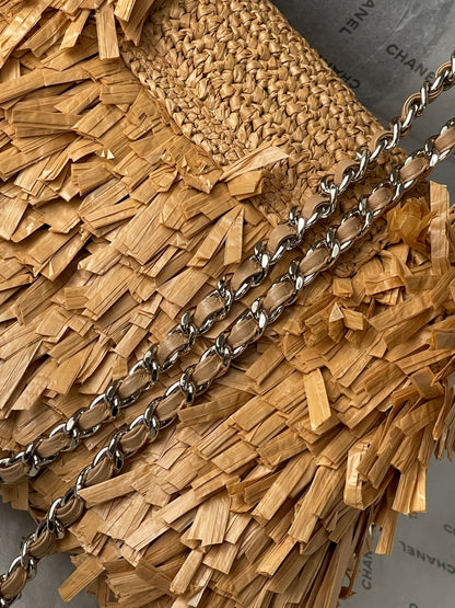 Chanel 2026 Bag 19cm Light Brown Raffia 140935