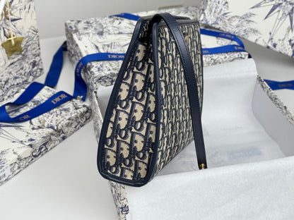CD 30 Montaigne Dea Pouch 26cm Blue Jacquard  258619