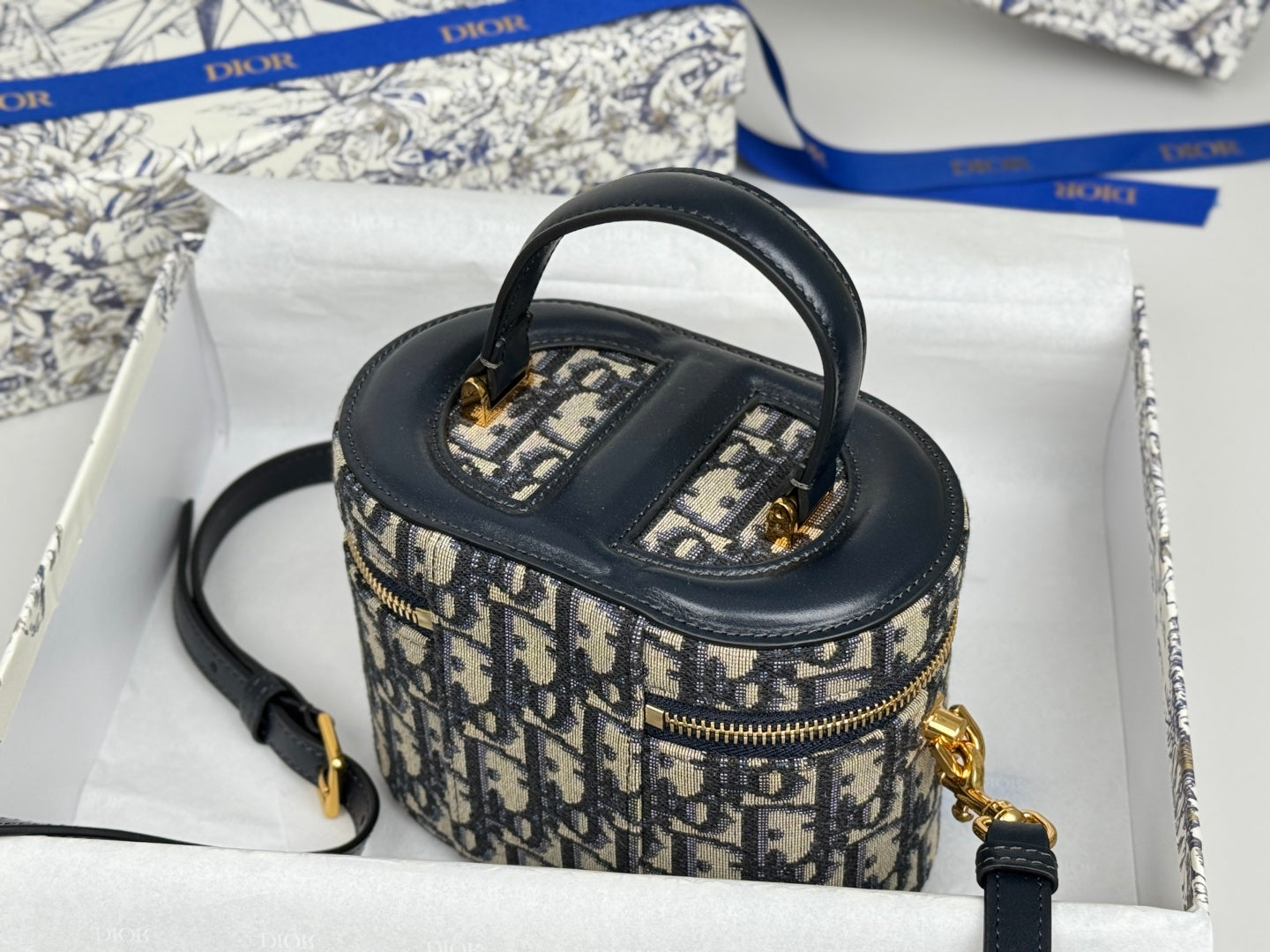 CD  Signature Vanity Case 16cm Blue Jacquard