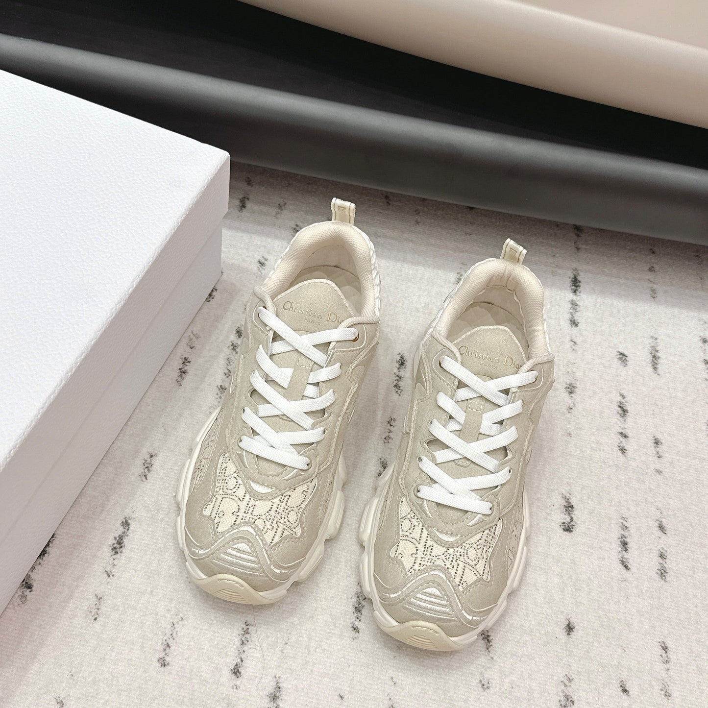 CD 26s Vibe Sneaker Taupe Suede 613748