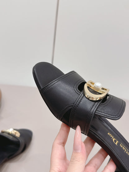 CD 30 Montaigne Sandal 4.5cm Black Calfskin 738226