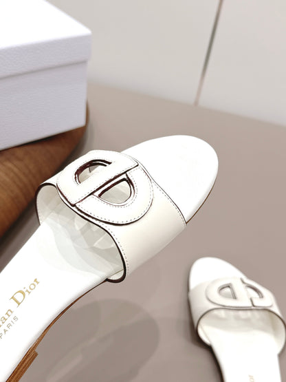 CD 26s Round-Toe Slide Sandals White Calfskin 738240