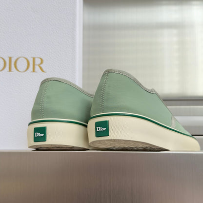 CD 26s Saltwind Sneakers Cedar Green Canvas 920082