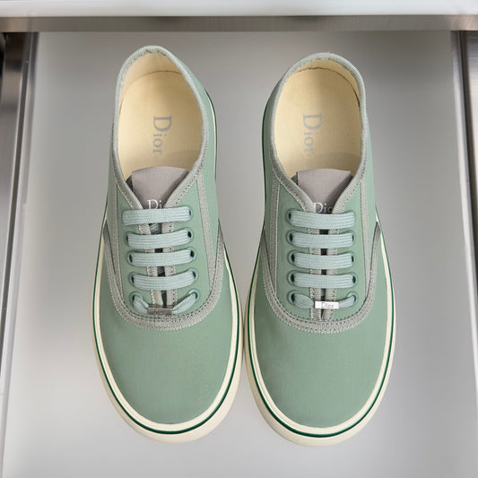 CD 26s Saltwind Sneakers Cedar Green Canvas 920082